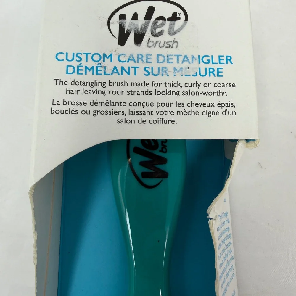 Wet Brush Custom Care Detangler for Thick Curly Hair Teal IntelliFlex Bristles